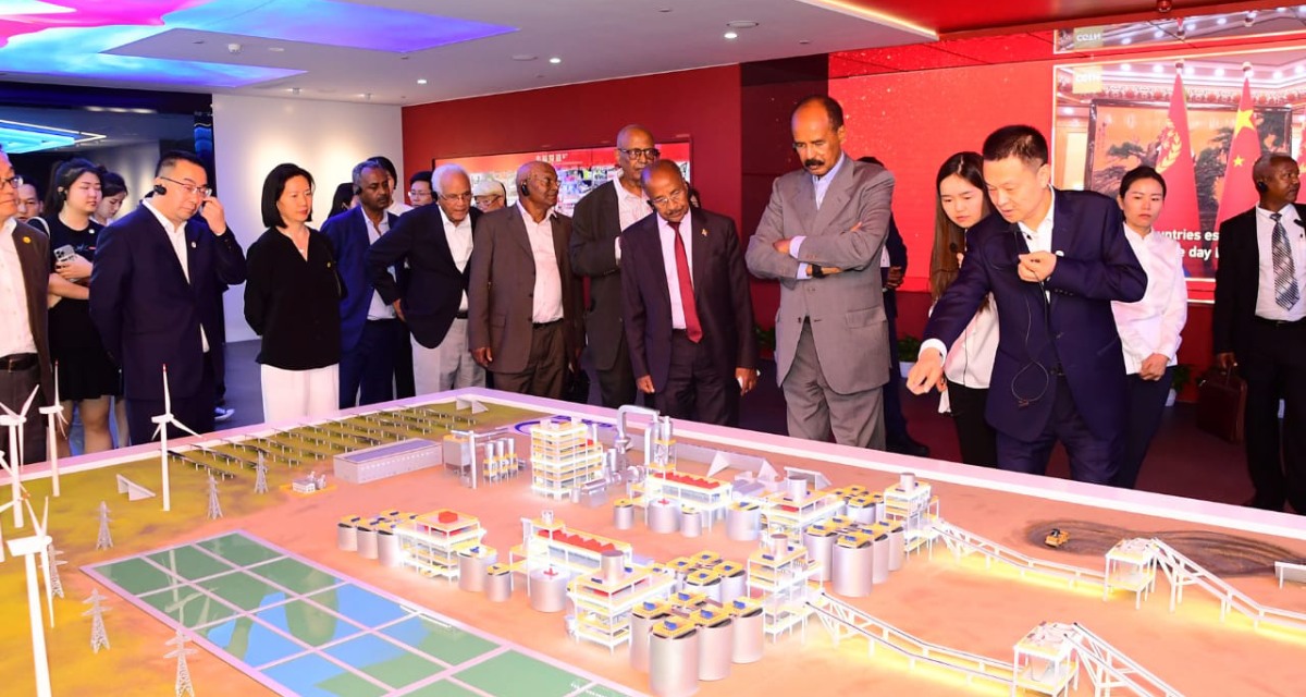 President Isaias visited the Dongfan Electric Corporation in China
