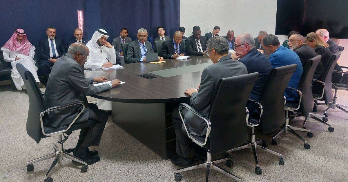 Minister Osman Saleh gave briefing to Diplomatic community